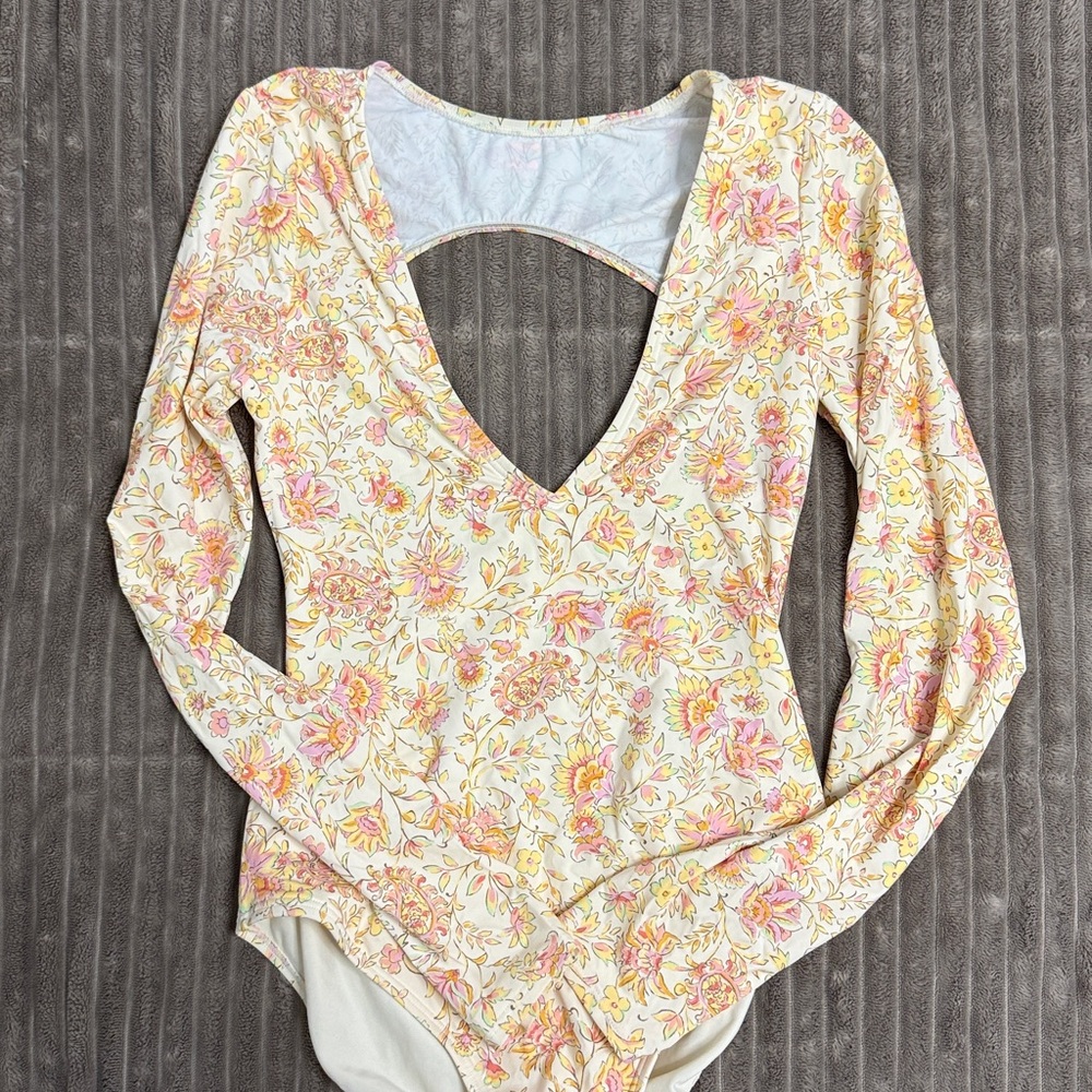 BILLABONG Long-Sleeve One-Piece Swimsuit - Picture 3 of 3